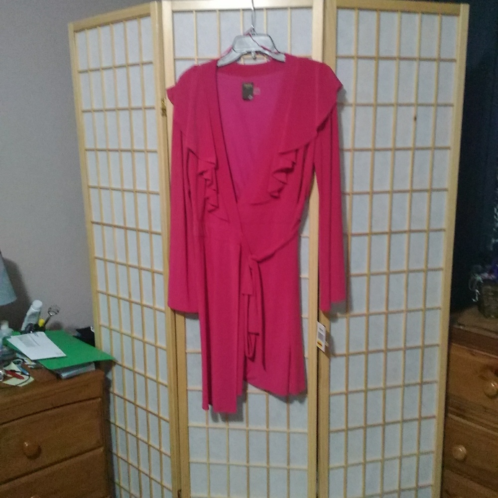 Wrap around dress size 12 fuscia